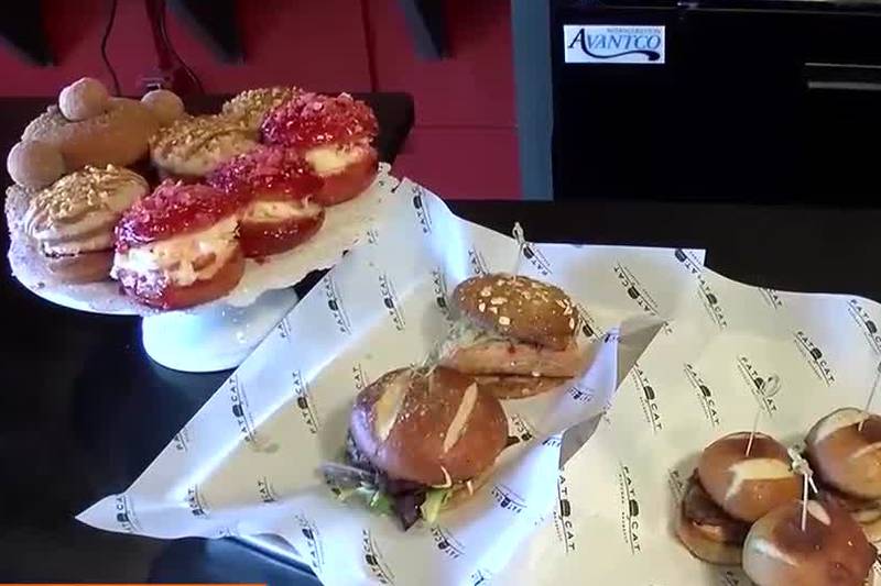 ‘3 Courses’ features restaurant openings, closings, wine tasting, agave spirits