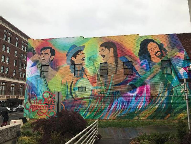 Avett Brothers fans: Large Concord mural pays tribute to band