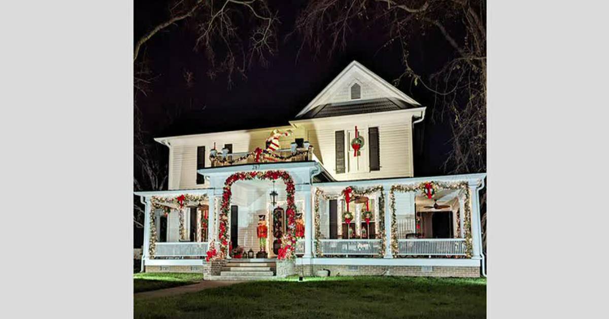 Christmas idea! Historic Concord holiday home tour QC Life